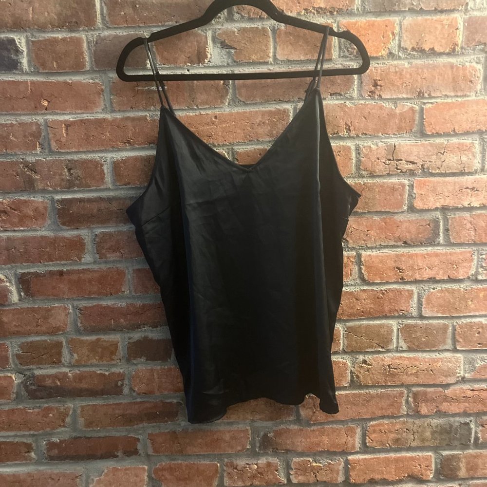 NWOT Stars Above XL Black Tank